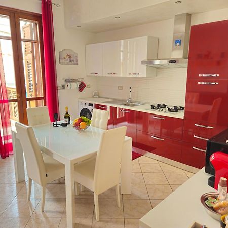 Casa Di Molly Al Centro Di אלגהרו מראה חיצוני תמונה